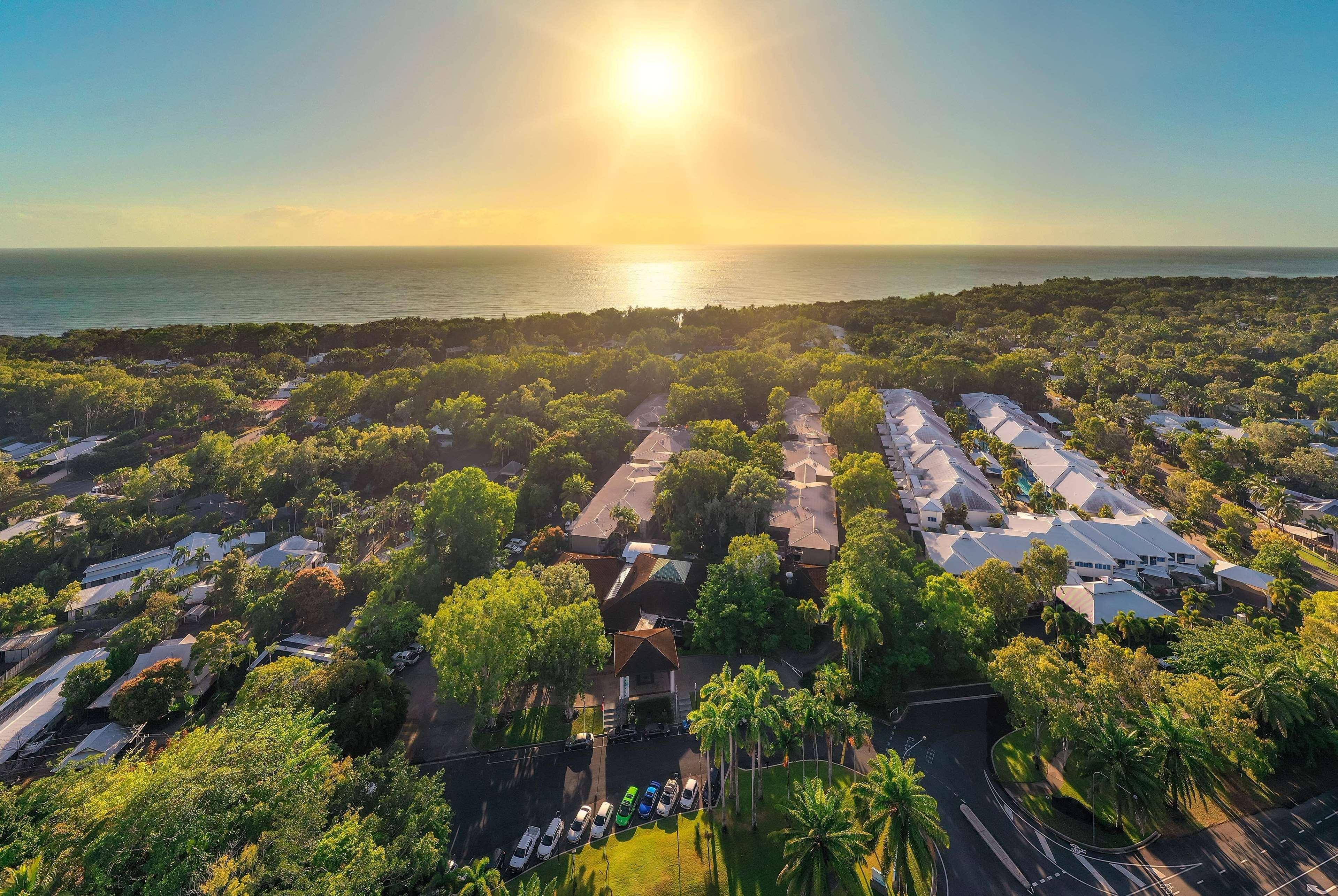 Ramada Resort By Wyndham Port Douglas Dış mekan fotoğraf